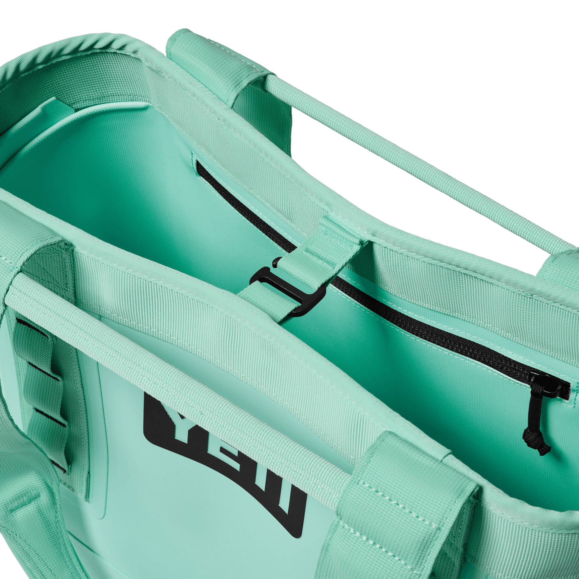 Camino® 20 Carryall Tote Bag