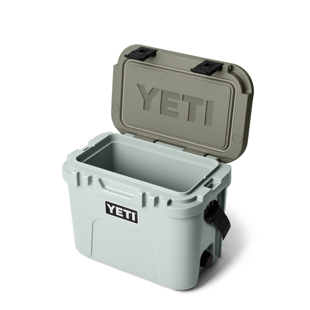 Roadie® 15 Hard Cooler