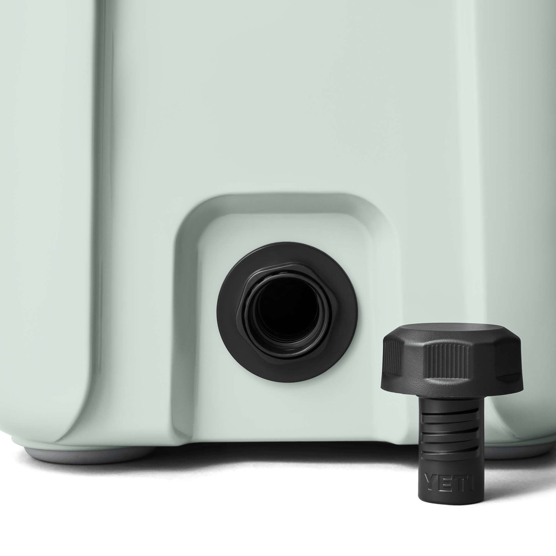 Roadie® 15 Hard Cooler
