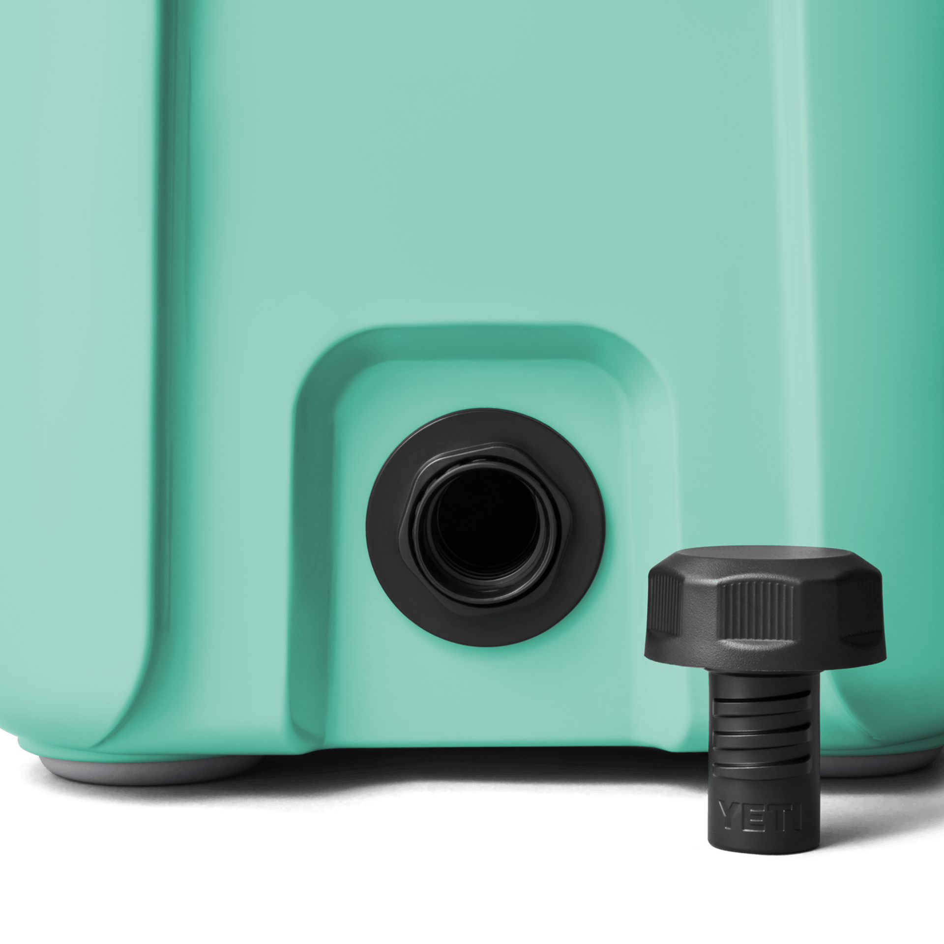 Roadie® 15 Hard Cooler